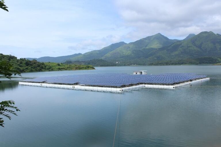 India’s Largest Floating Solar Power Plant In Kerala